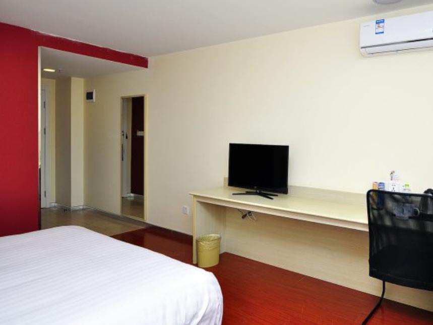 Hanting Express Kunming Yieryi Street Yunnan Normal University Branch Exterior foto