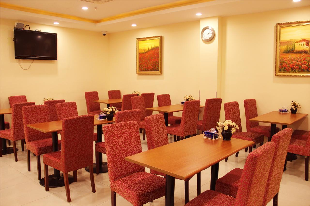 Hanting Express Kunming Yieryi Street Yunnan Normal University Branch Exterior foto